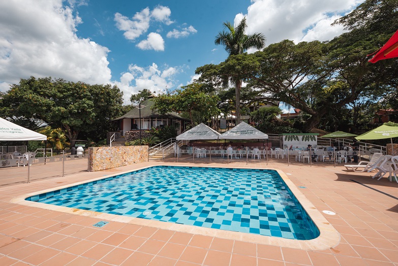 piscina-hotel-villasol-2023-03