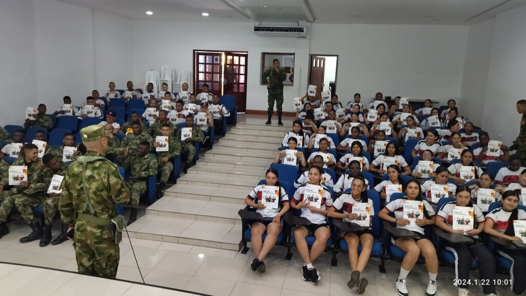 empleo mujeres buenaventura fuerzas armadas
