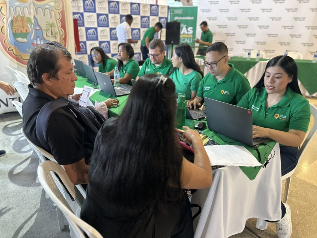 Más de 14.000 personas lograron conseguir empleo gracias a Comfenalco Valle Delagente