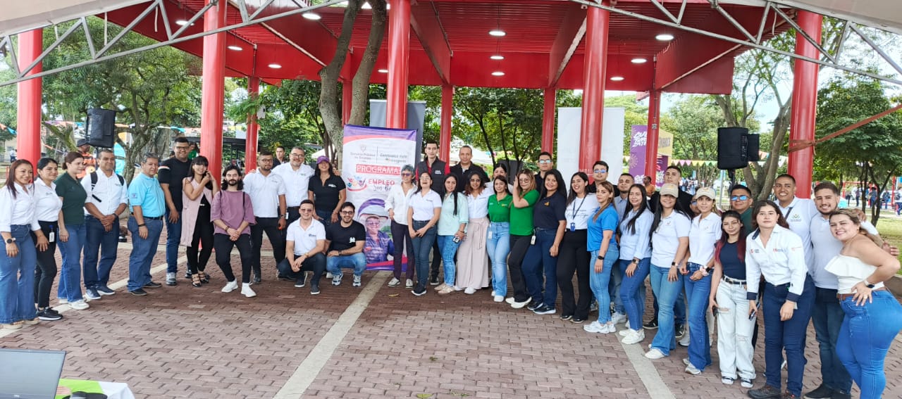 Comfenalco Valle Delagente lanzó el programa Empleo Sin Barreras en la exitosa Feria de Empleo Palmira 2025