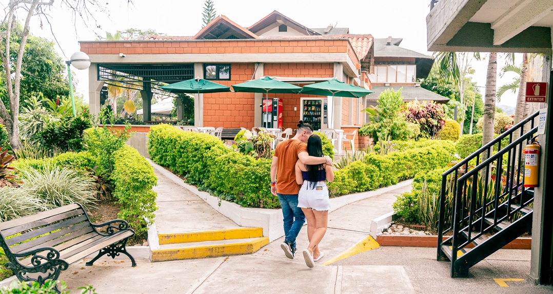 Hotel Villasol Cartago Delagente